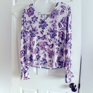 Ann Taylor Loft  size medium long sleeve top